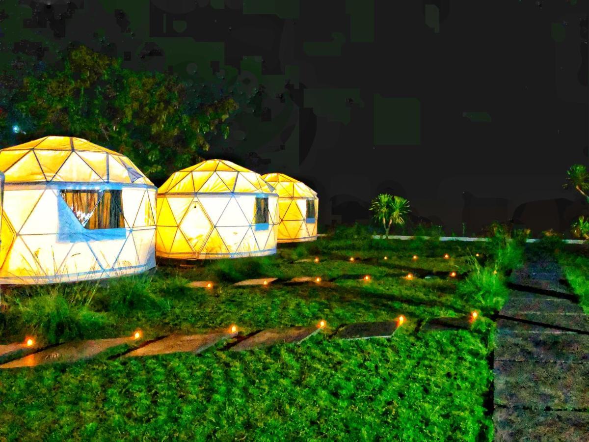 Igloo Glamping Bali 호텔 킨타마니 외부 사진